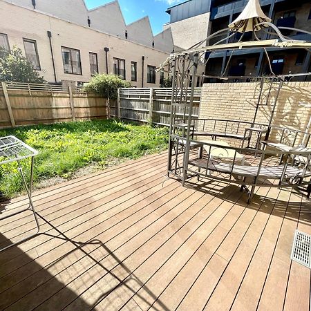 London Stratford Luxury House, 5 Minutes Walk Station, Westfield, 3 Bedrooms 3 Bathrooms, Reception, Garden, Parking Ngoại thất bức ảnh