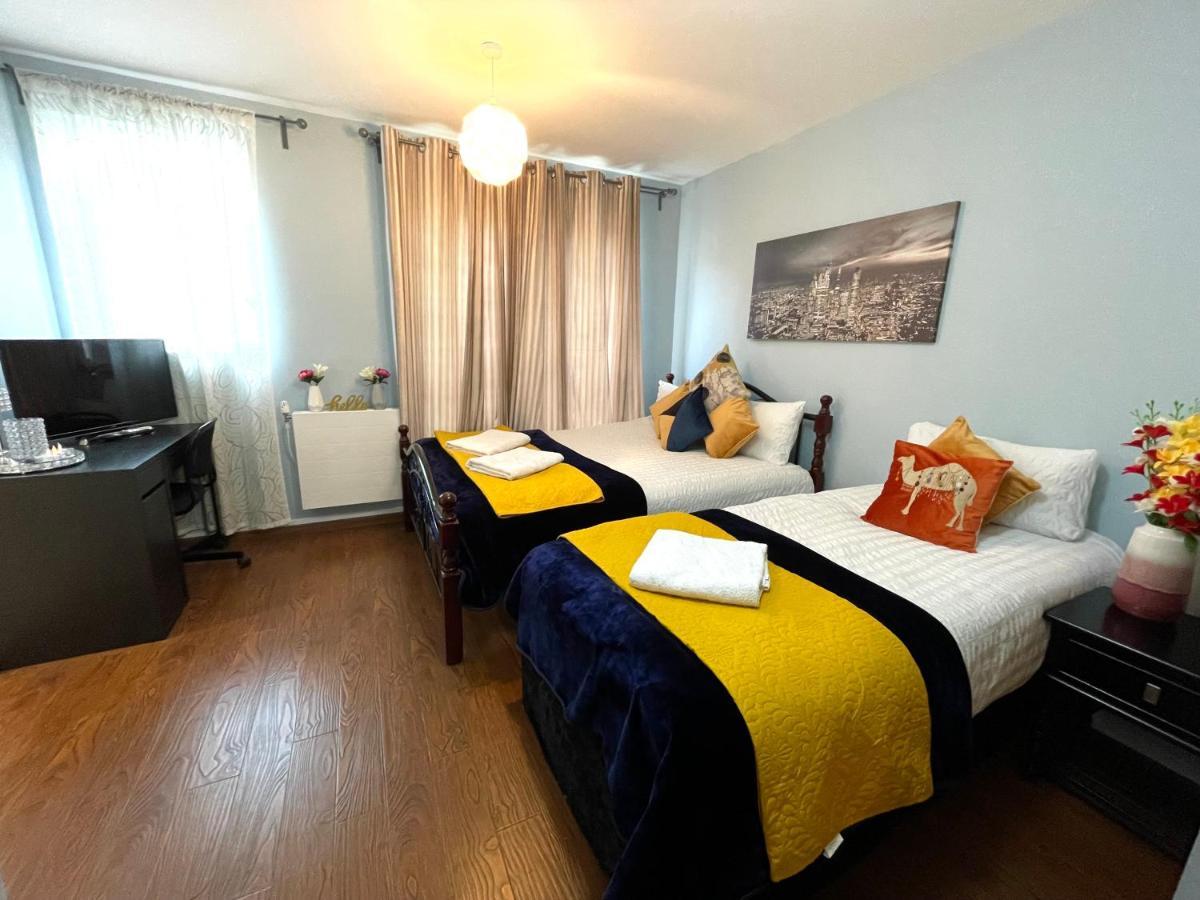 London Stratford Luxury House, 5 Minutes Walk Station, Westfield, 3 Bedrooms 3 Bathrooms, Reception, Garden, Parking Ngoại thất bức ảnh