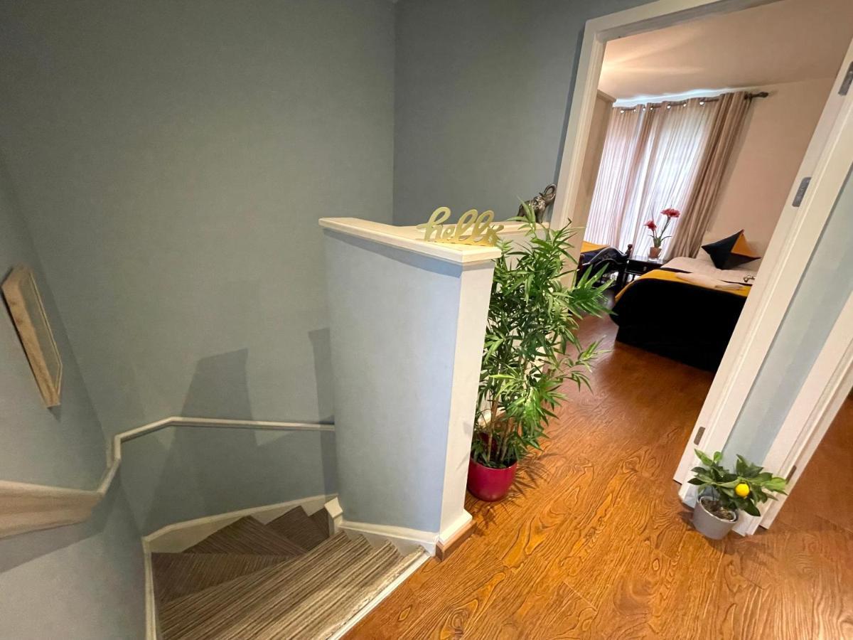 London Stratford Luxury House, 5 Minutes Walk Station, Westfield, 3 Bedrooms 3 Bathrooms, Reception, Garden, Parking Ngoại thất bức ảnh